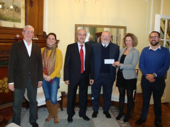 2016-12-22-donativo-colegio-trabajo-social