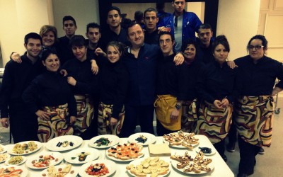 Tino del bar Marvi comparte clase de tapas con nuestr@s alumn@s