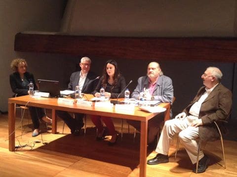 La Fundación Novaterra lleva a debate el valor del dinero en Alaquàs