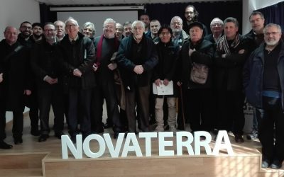 La Fundación Novaterra congrega a una veintena de párrocos para hacer frente común a la pobreza en Valencia