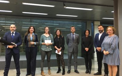 El ICAV entrega sus «cheques solidarios» a 31 entidades con fines benéficos, entre ellas Novaterra