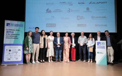 Fundación Novaterra otorga un reconocimiento especial a Diego Gómez en Alzira en el evento del 30 aniversario de empresas socialmente responsables