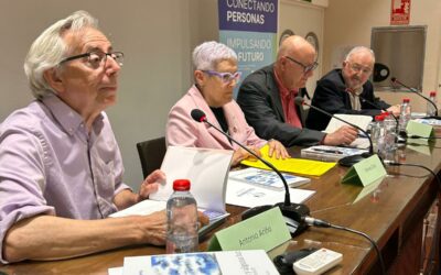 Presentación del libro “50 sombras y alguna luz” de Gustavo Zaragosa: Antonio Ariño: “¿Cómo hablar de crisis del Estado del Bienestar si aún no lo hemos construido?”